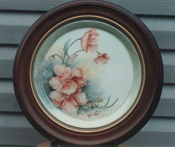 Plate Painted by Peggy Lovejoy